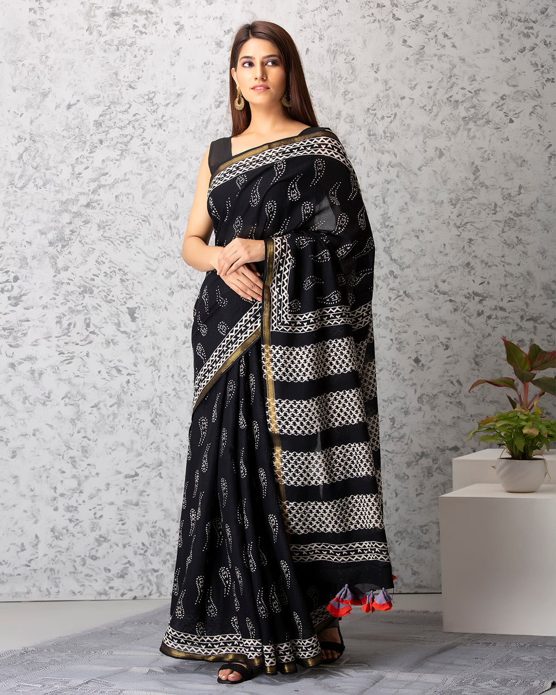 Paisley Motif Handblock Print Black Mulmul Saree