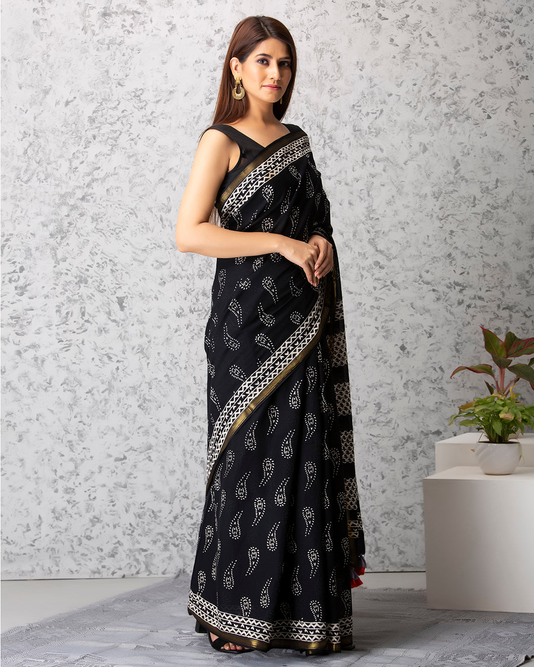 Paisley Motif Handblock Print Black Mulmul Saree