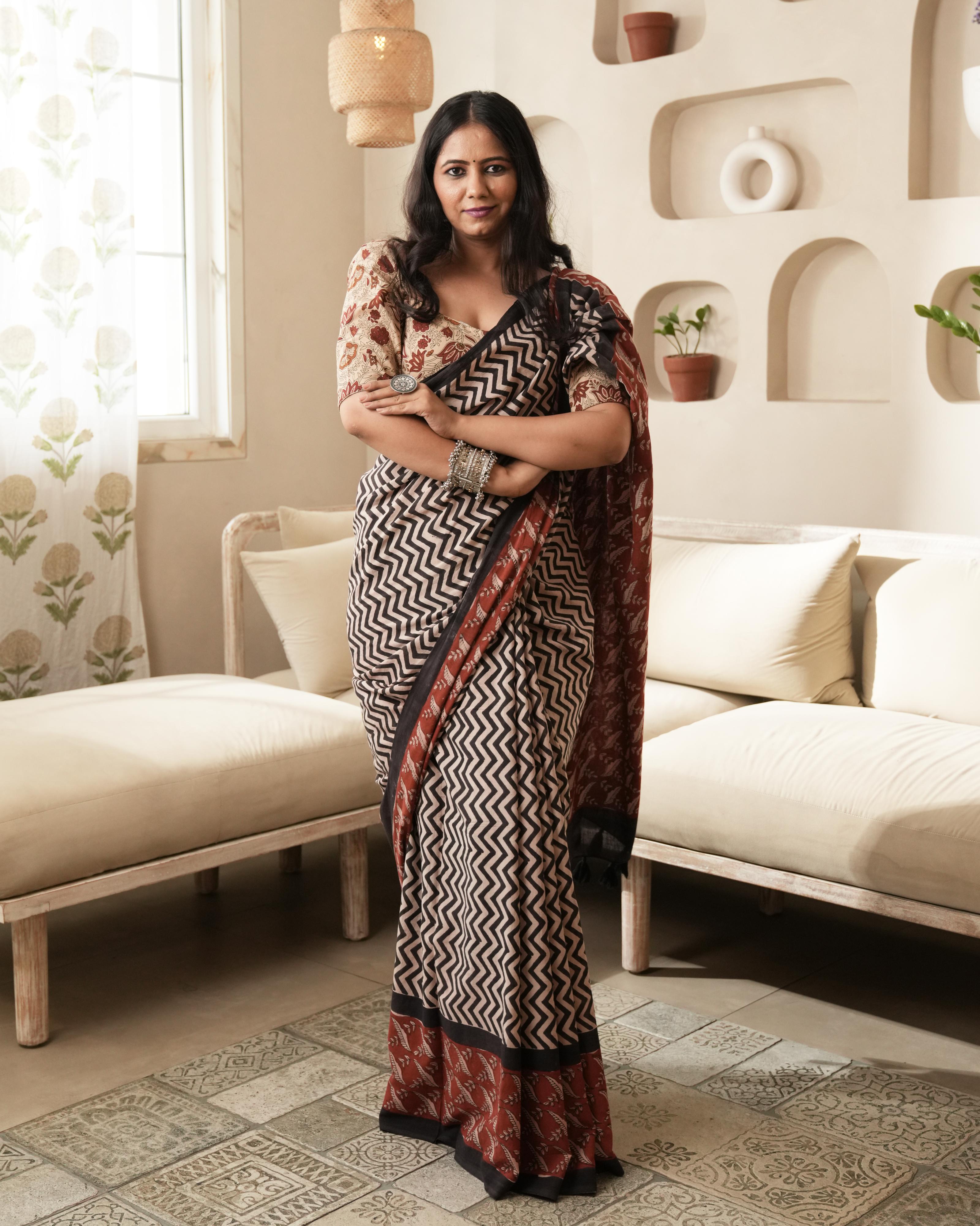 Black Zigzag Bagru Print Mulmul Saree