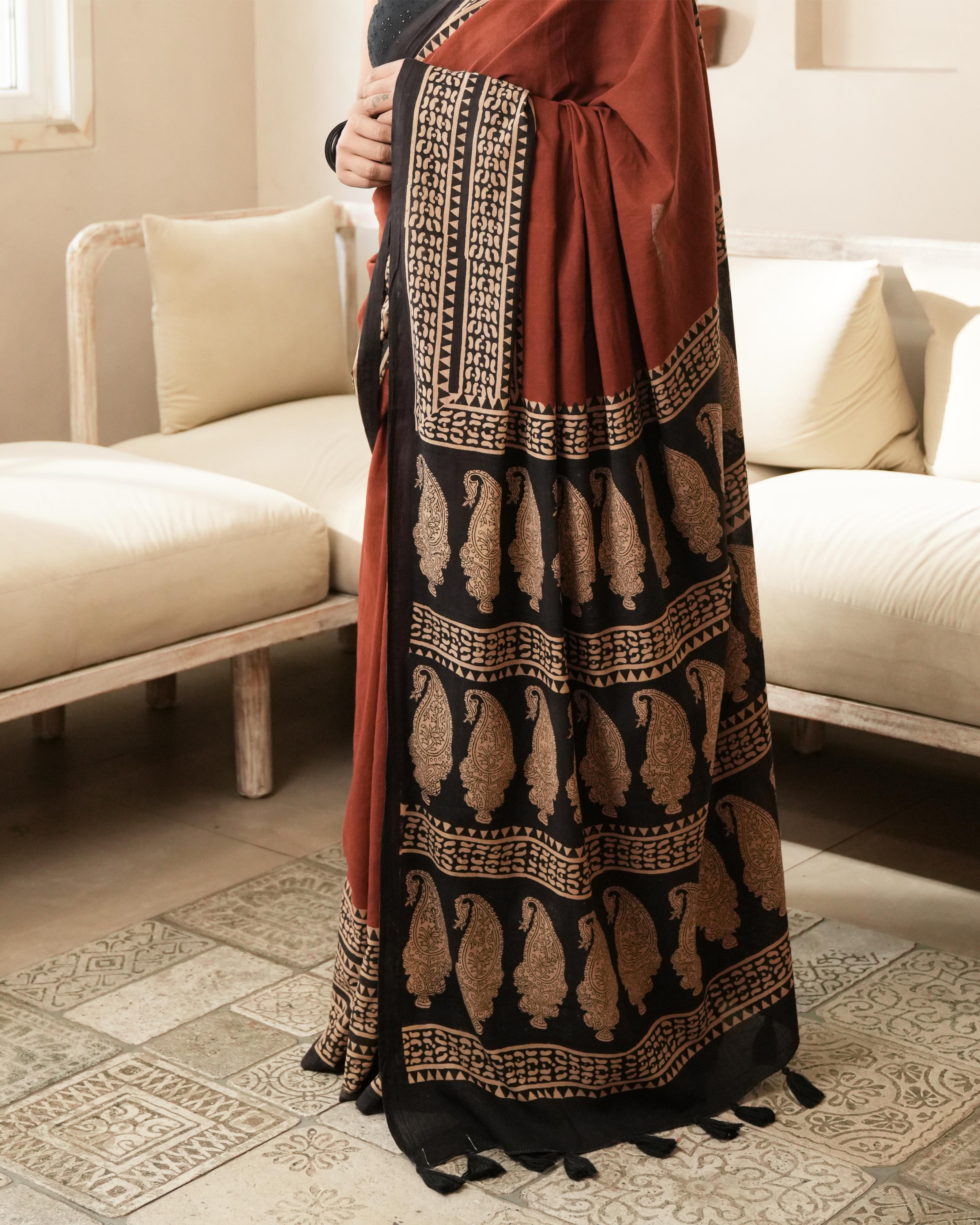 Red Paisley Border Bagru Print Mulmul Saree