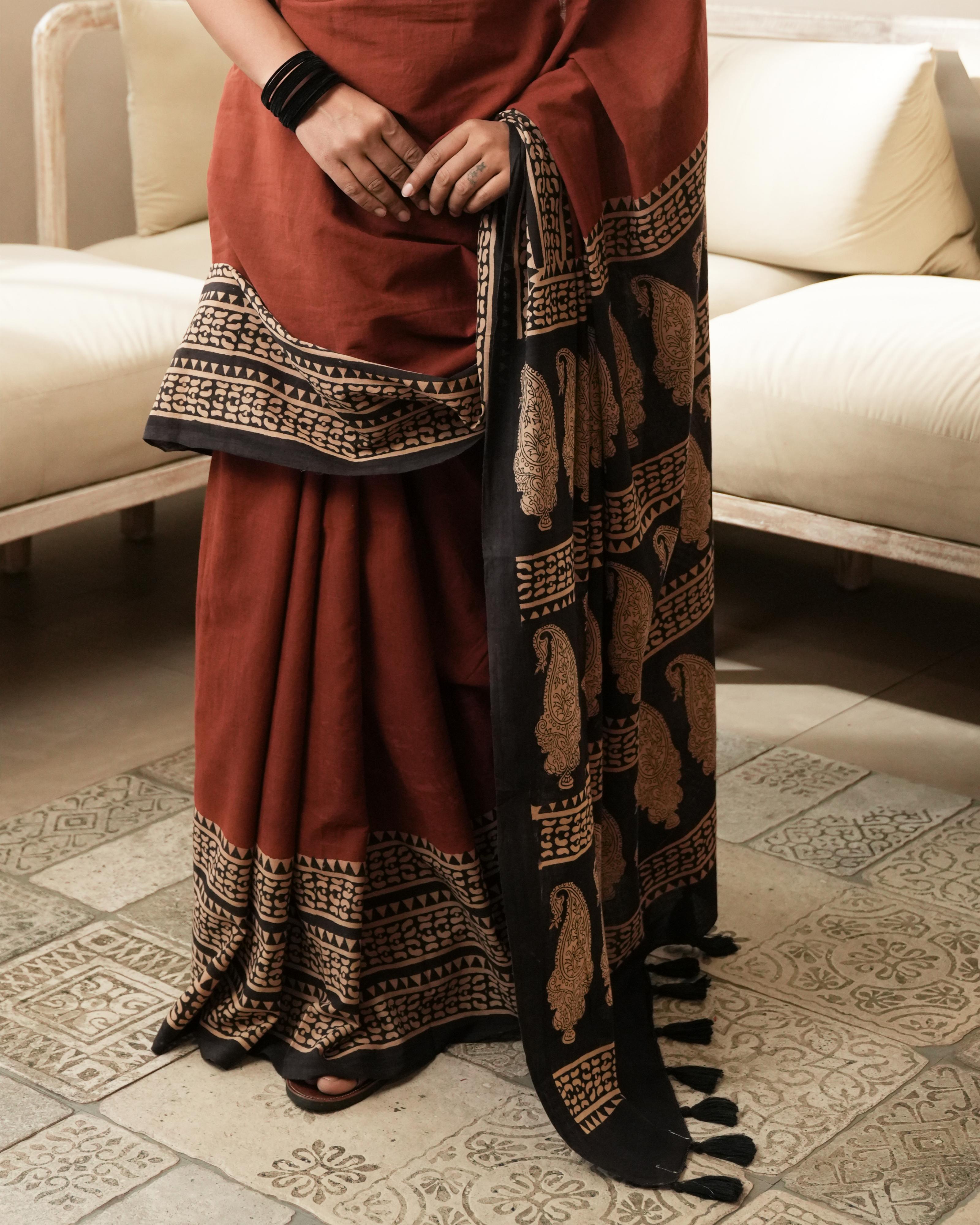 Red Paisley Border Bagru Print Mulmul Saree