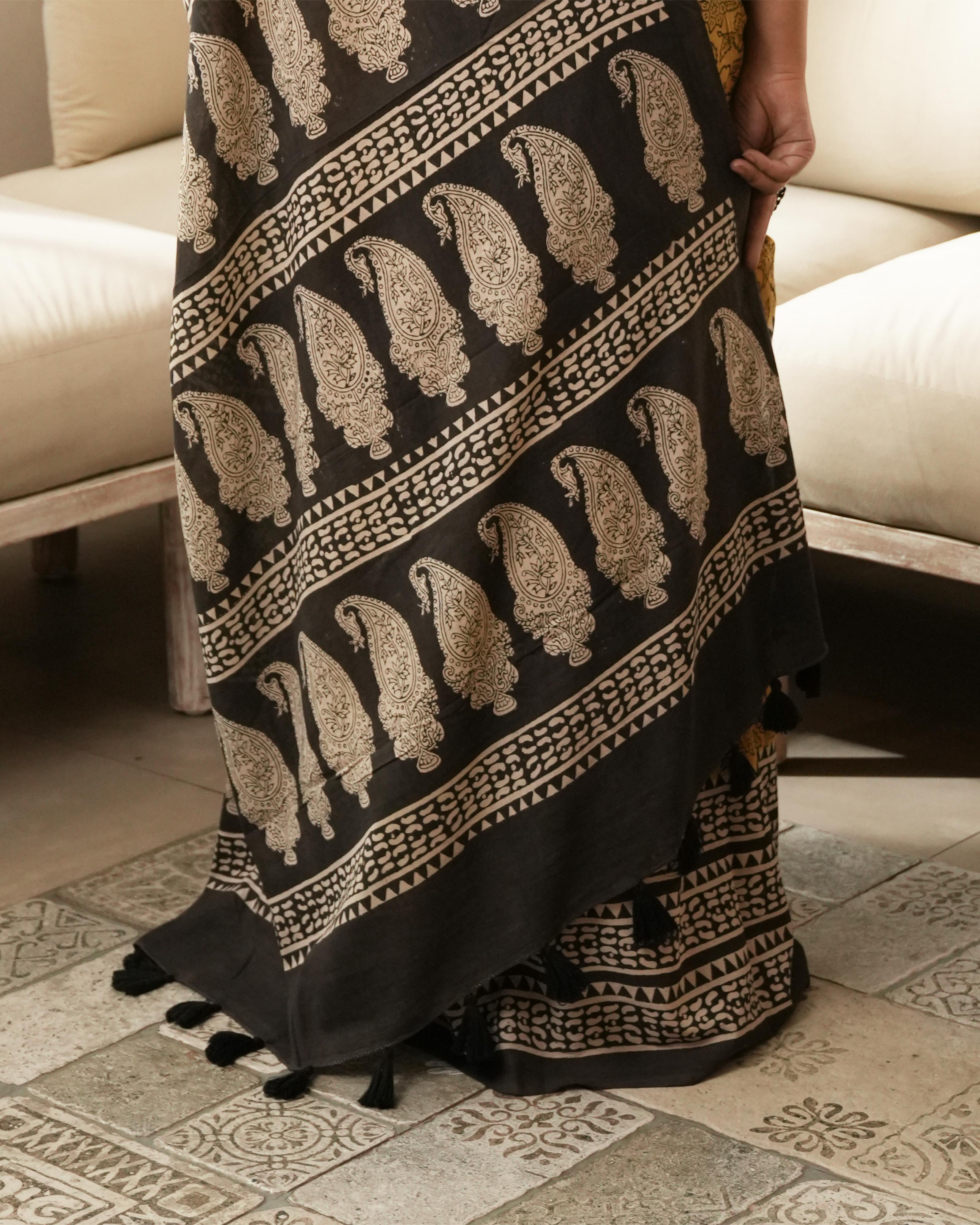 Mustard Bagru Paisley Print Mulmul Saree