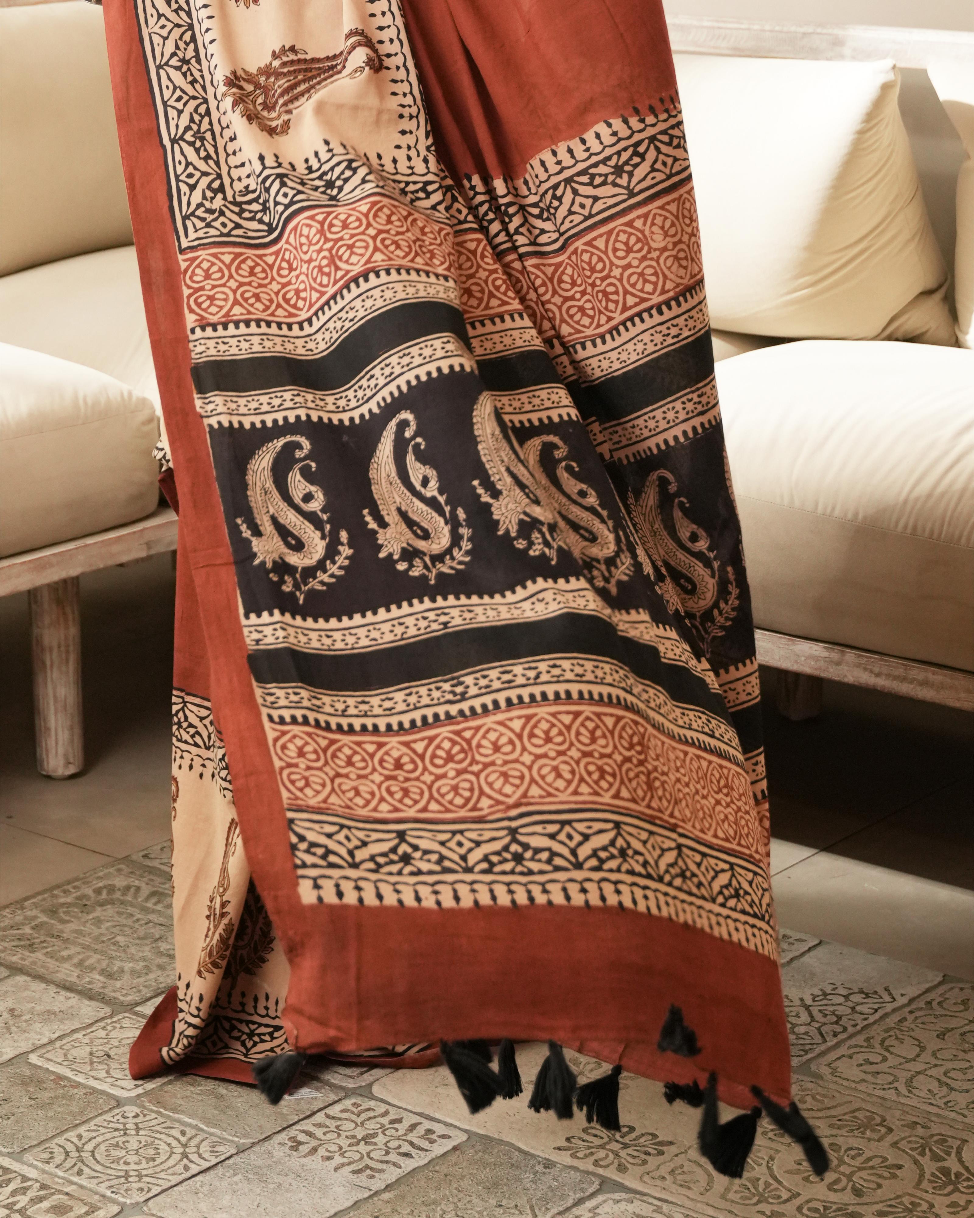 Red Bagru Paisley Print Mulmul Saree