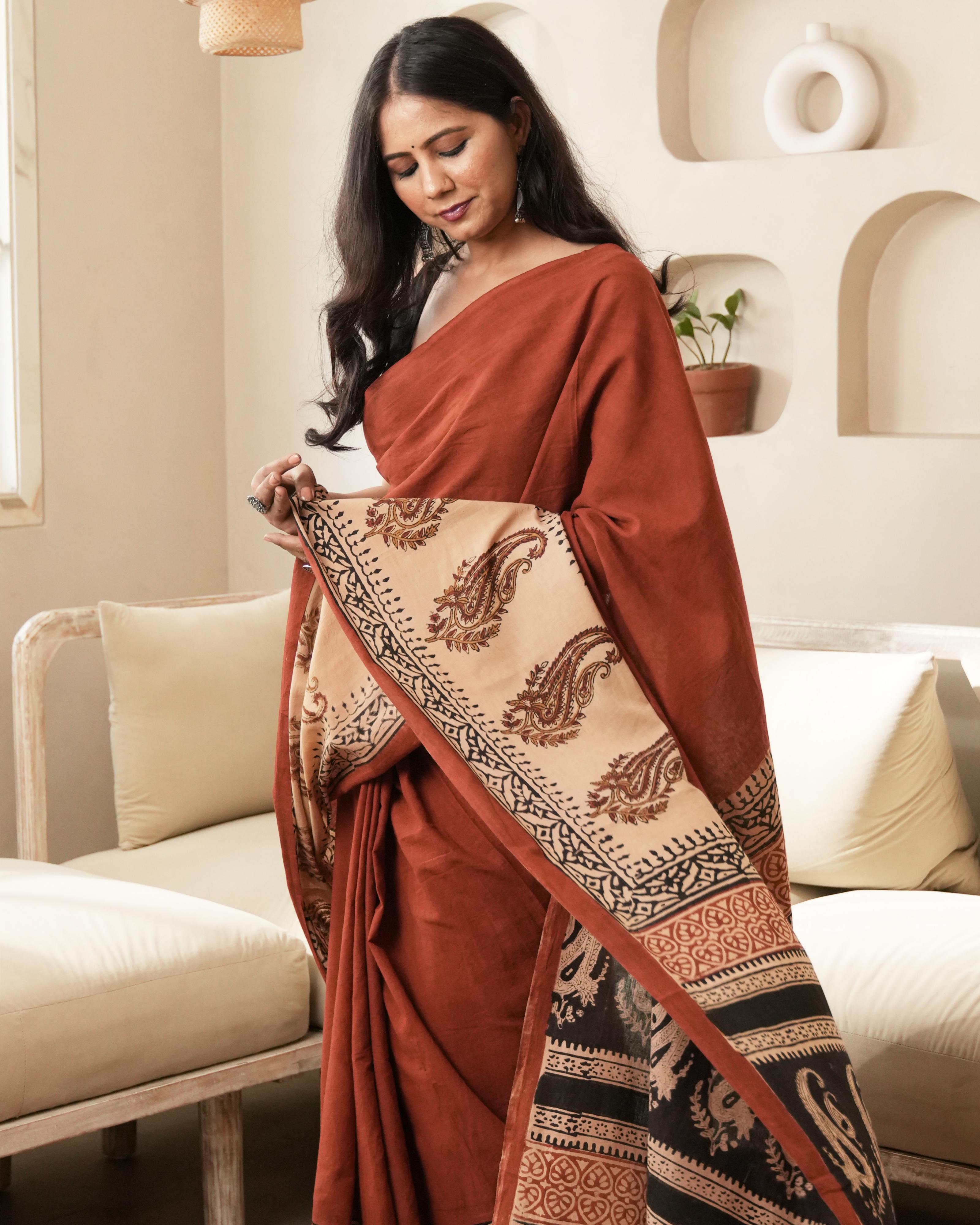 Red Bagru Paisley Print Mulmul Saree