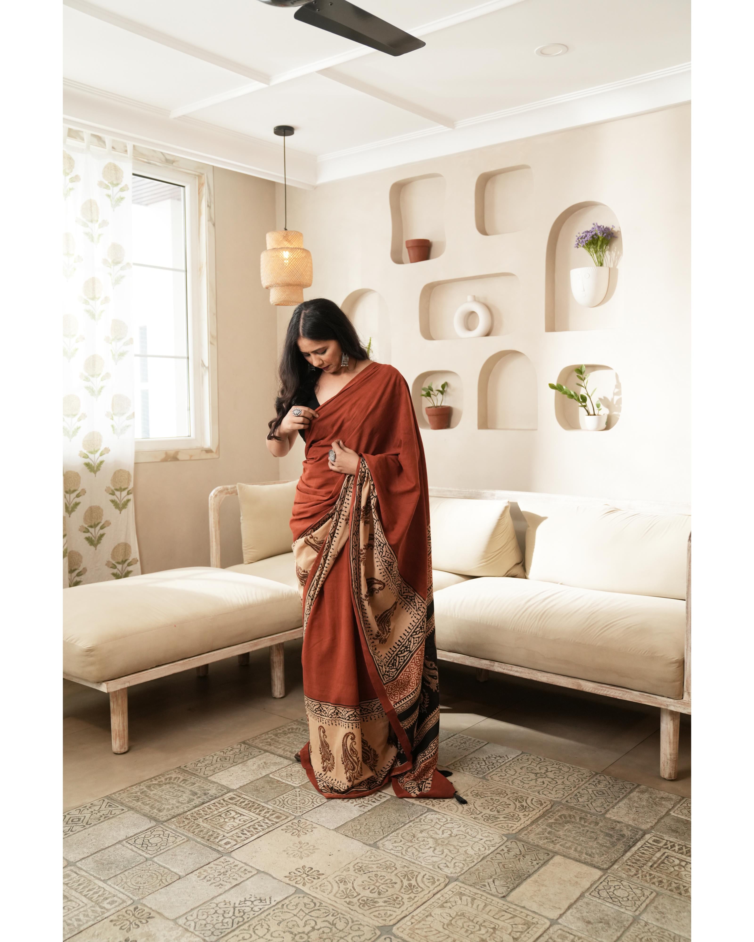 Red Bagru Paisley Print Mulmul Saree