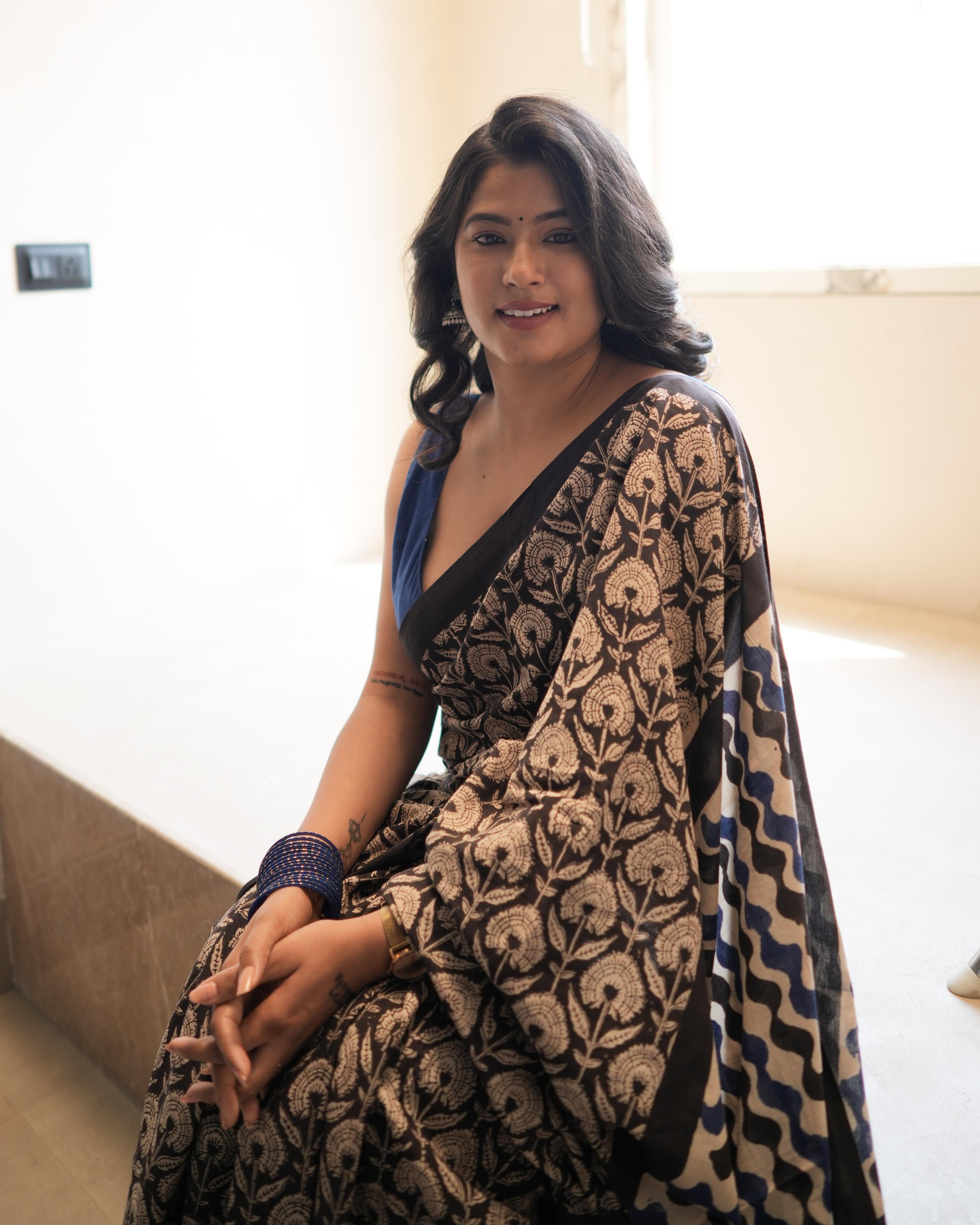 Black Jaal Bagru Printed Mul Saree with Tassels