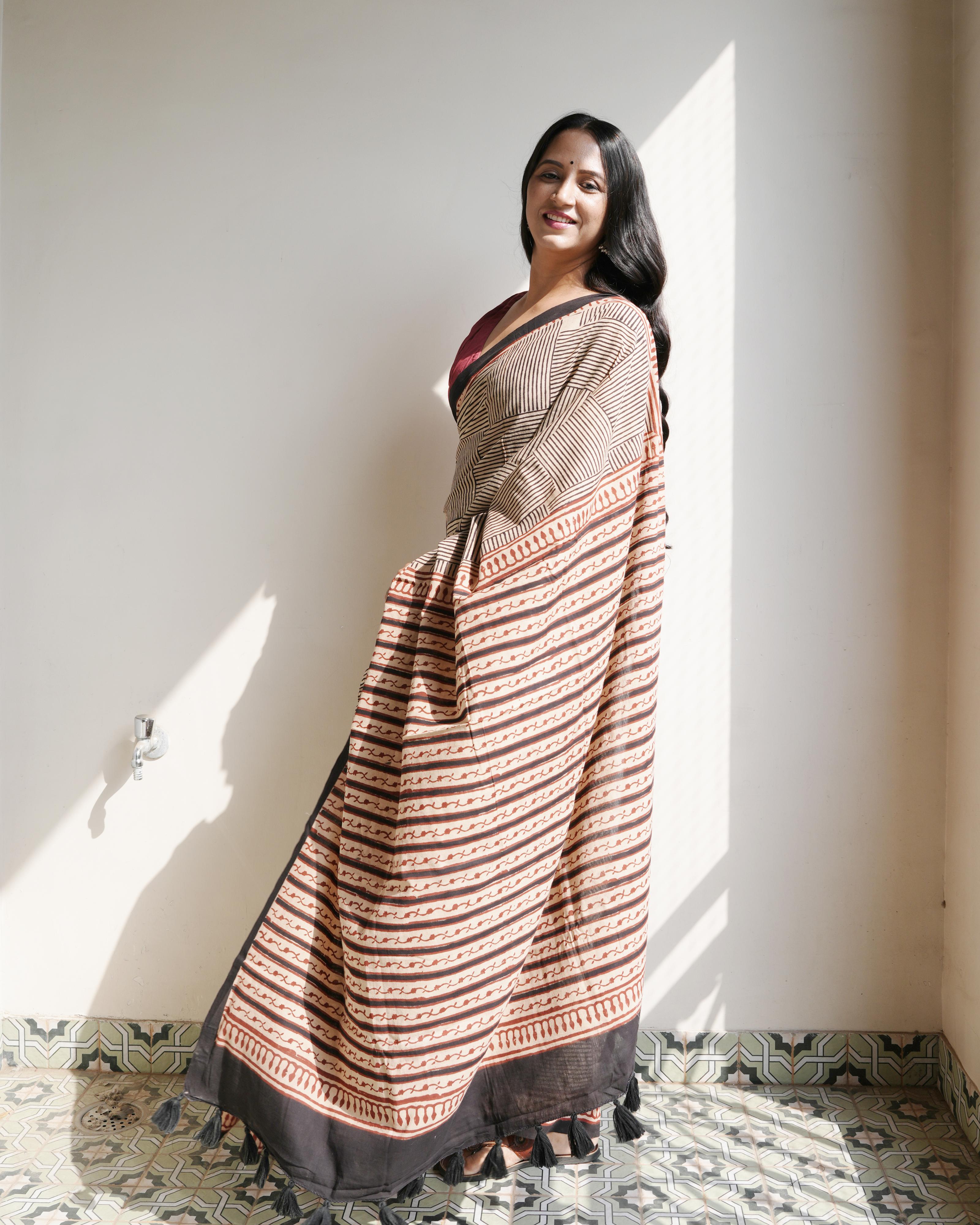Black Silli Bagru Print Mul Saree with Tassels