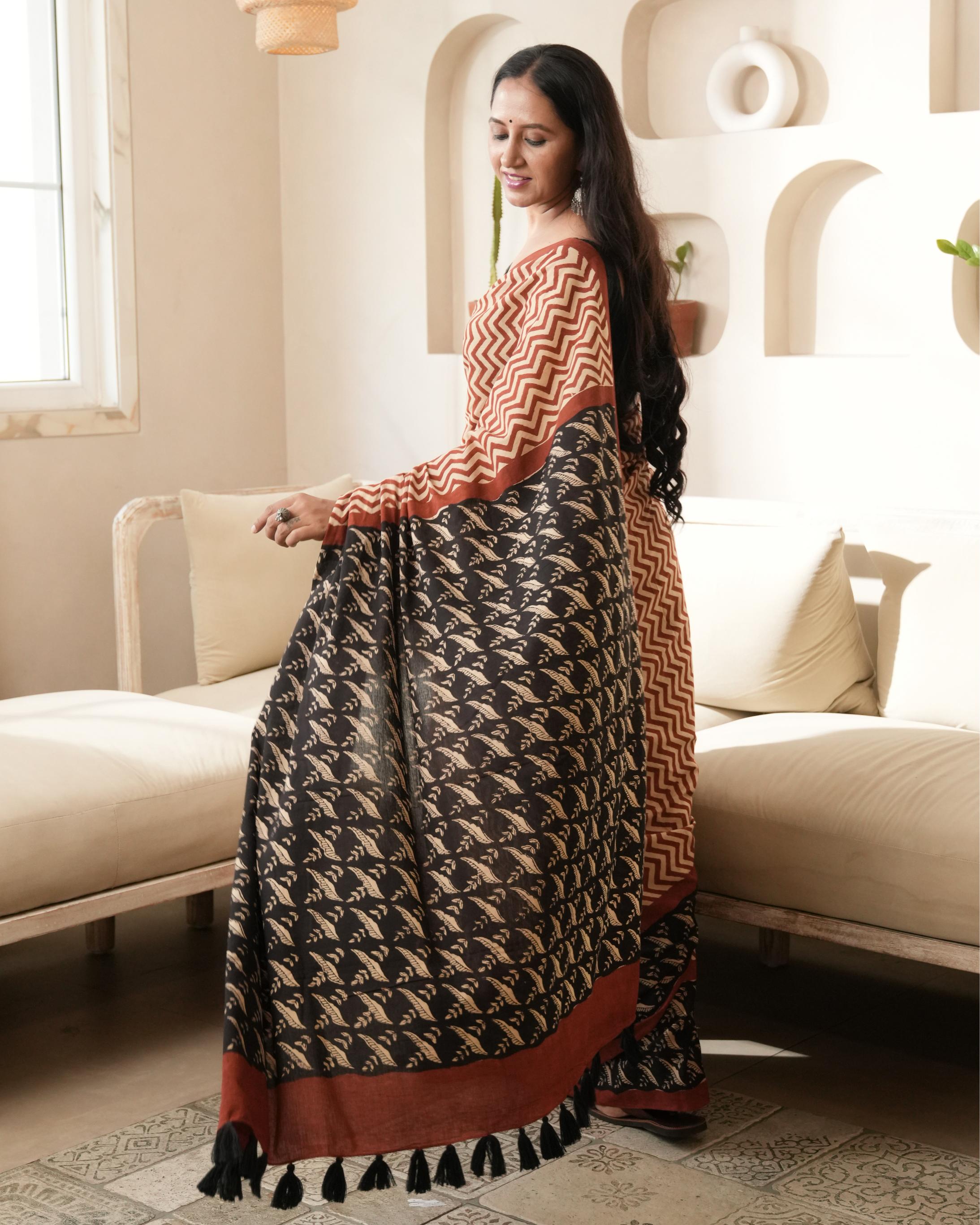 Bagru Red Zigzag Print Mul Cotton Saree
