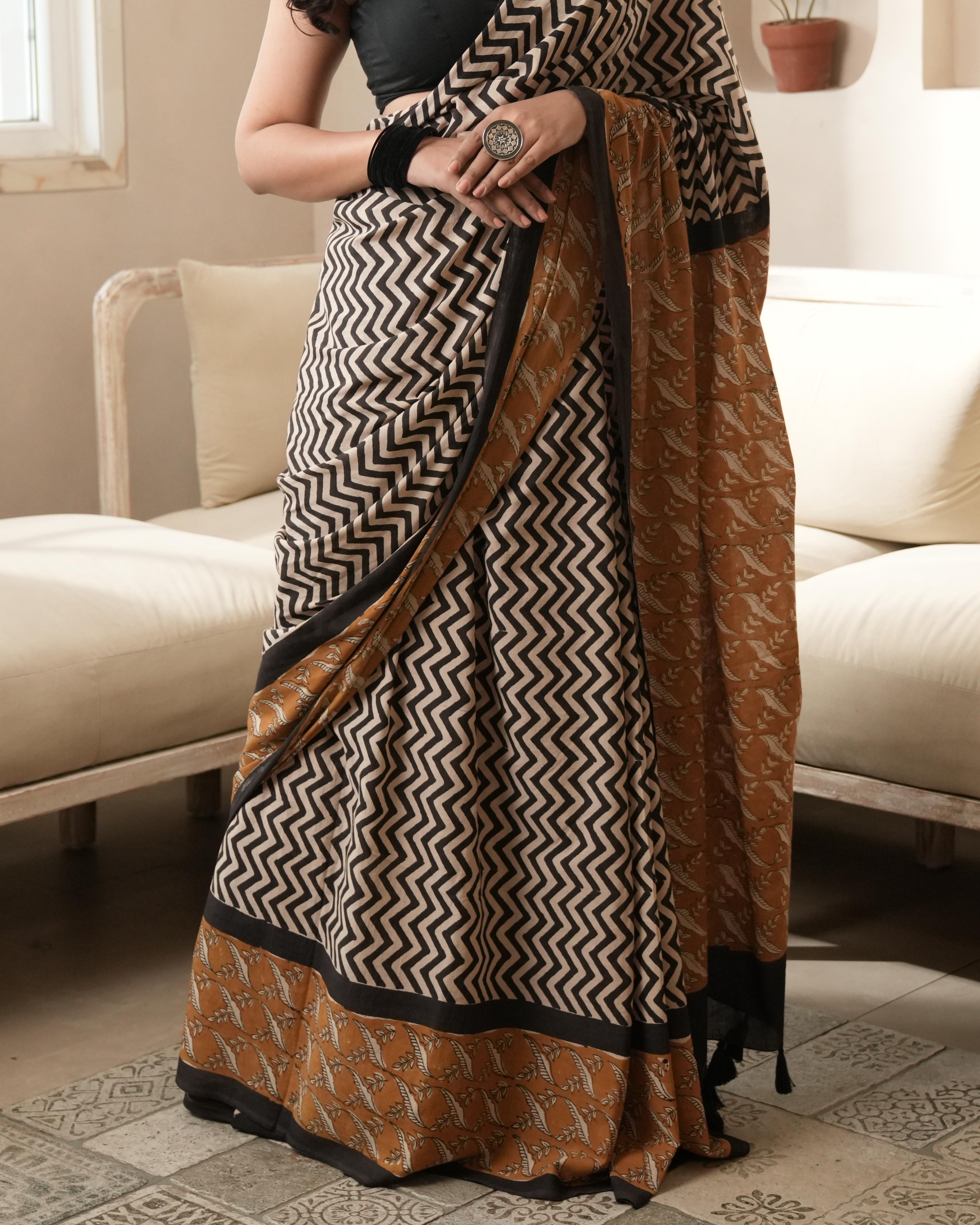 Black Bagru Zigzag Print Mul Cotton Saree
