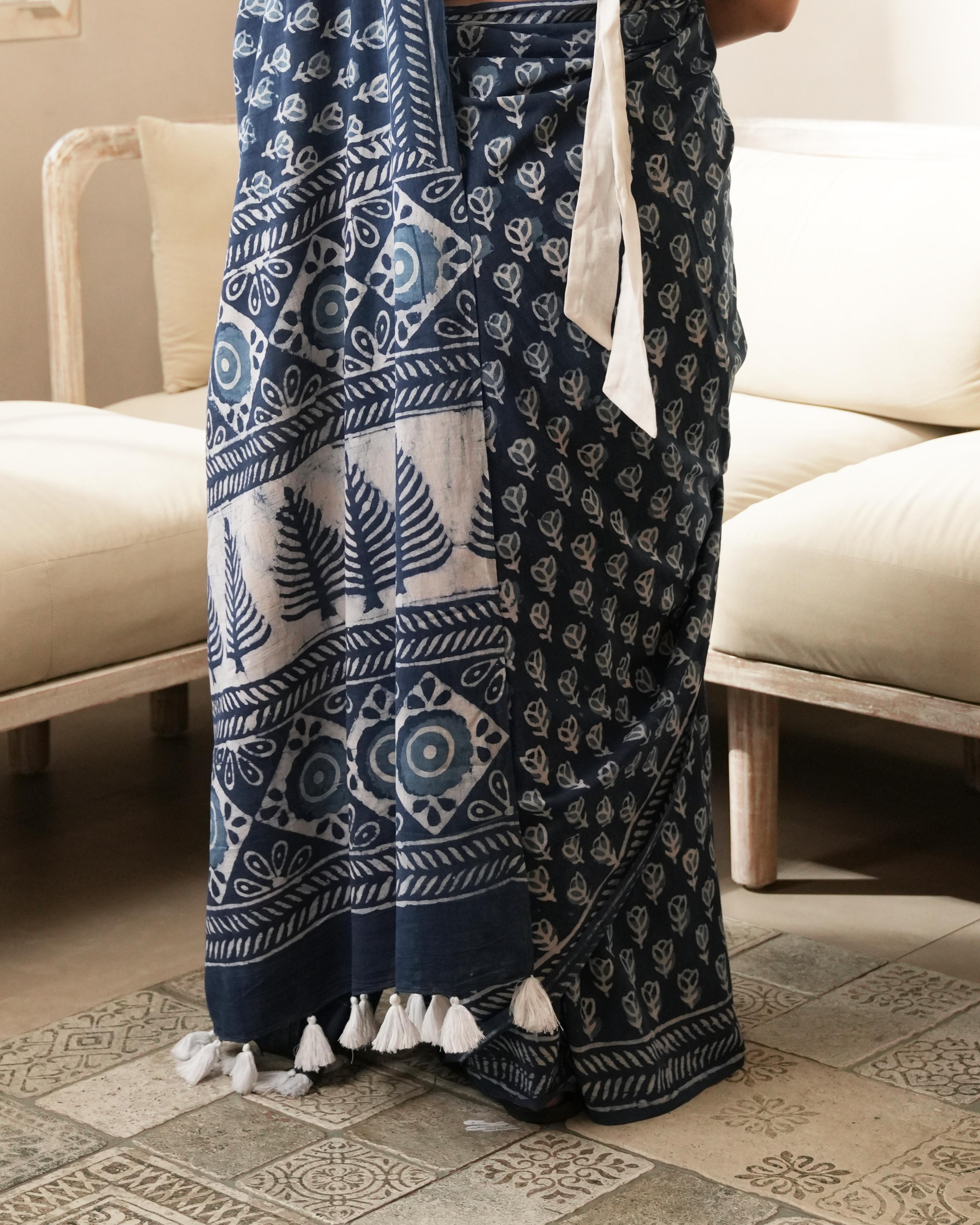 Indigo Dabu Butti Print Mul Saree