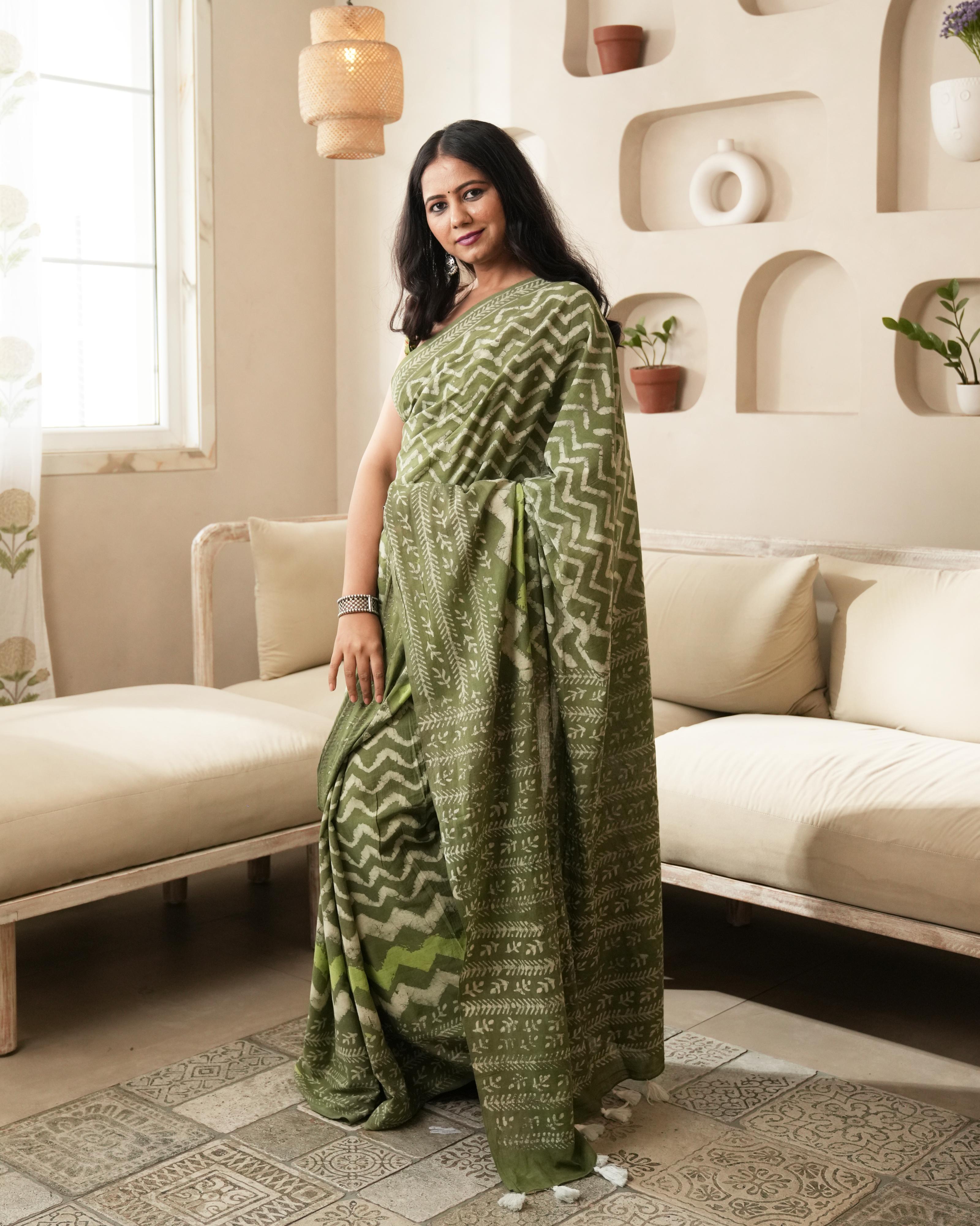Rustic Green Dabu Wave Print Mul Saree