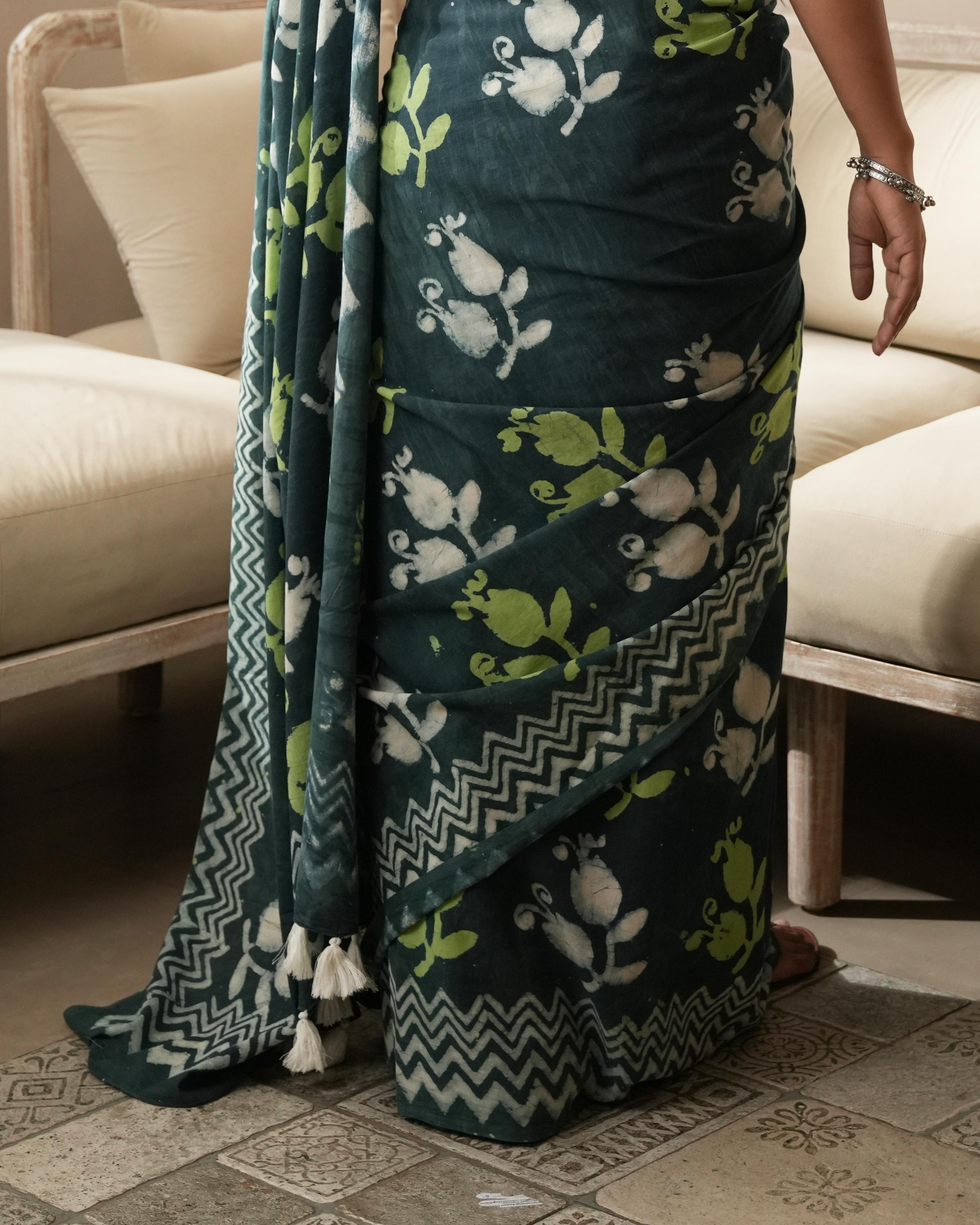 Bottle Green Mughal Butta Dabu Print Mul Saree