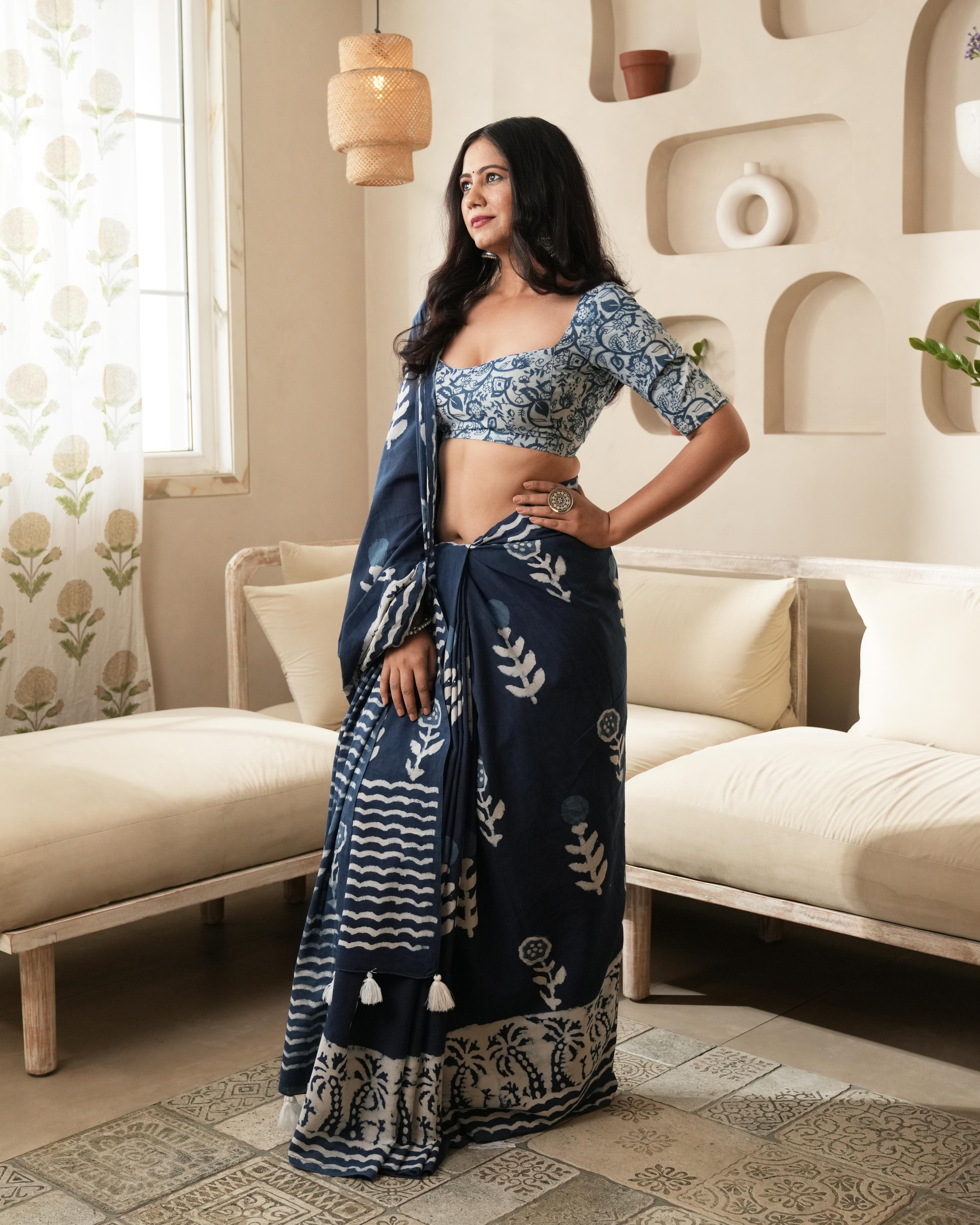 Indigo Parecha Border Dabu Print Mul Saree
