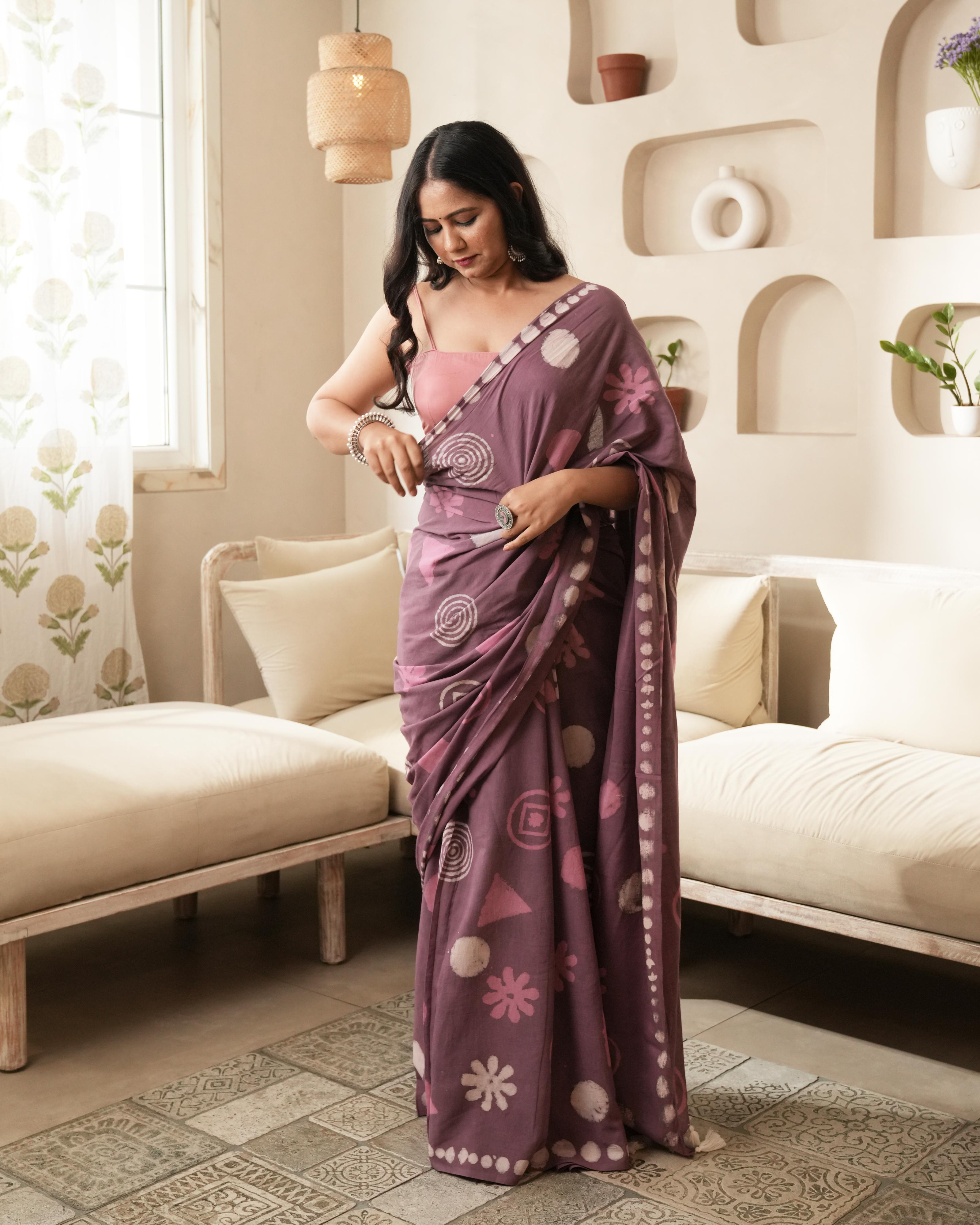 Rustic Pink Multi Motif Dabu Print Mul Saree