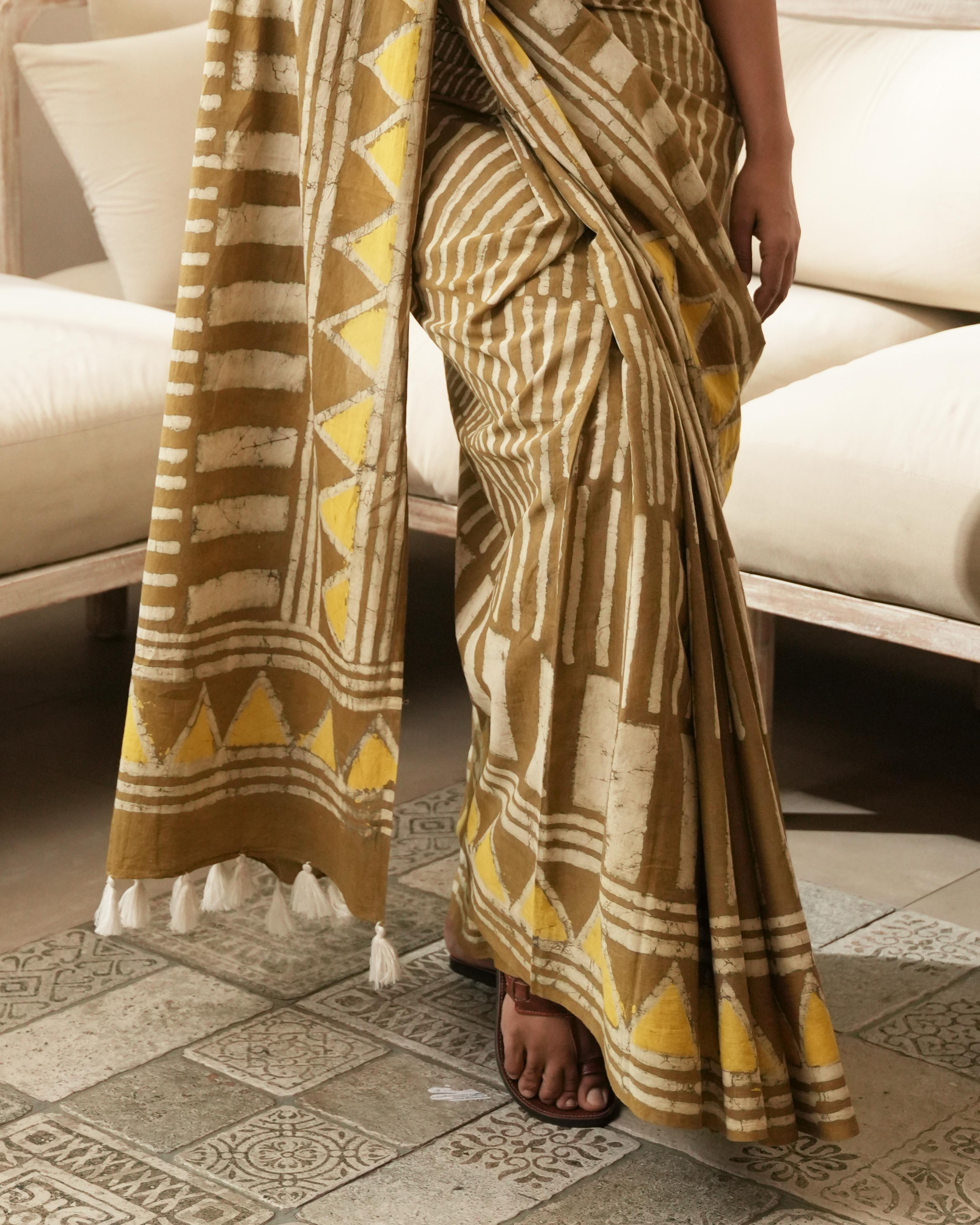 Mustard Silli Dabu Print Mul Saree