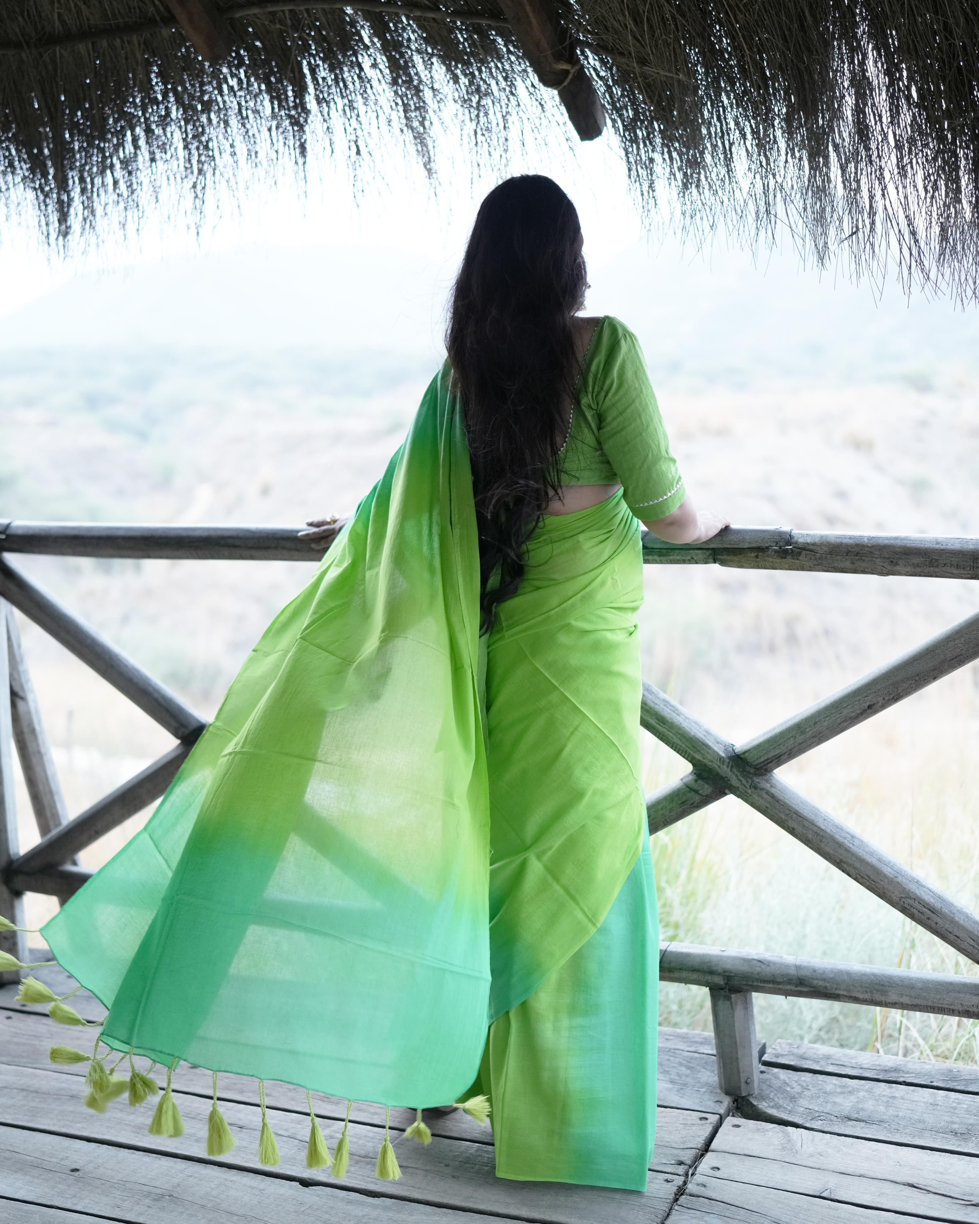 Green Tie-Dye Shaded Mul Saree with Tassels