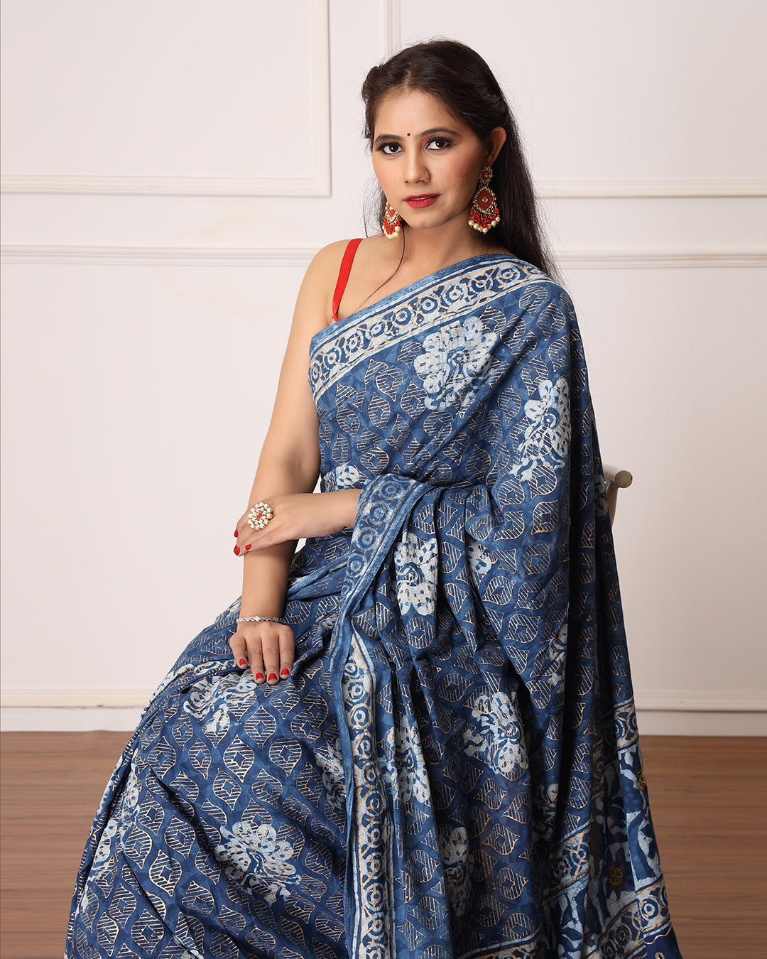 Indigo Ethnic Motif Dabu Print Saree