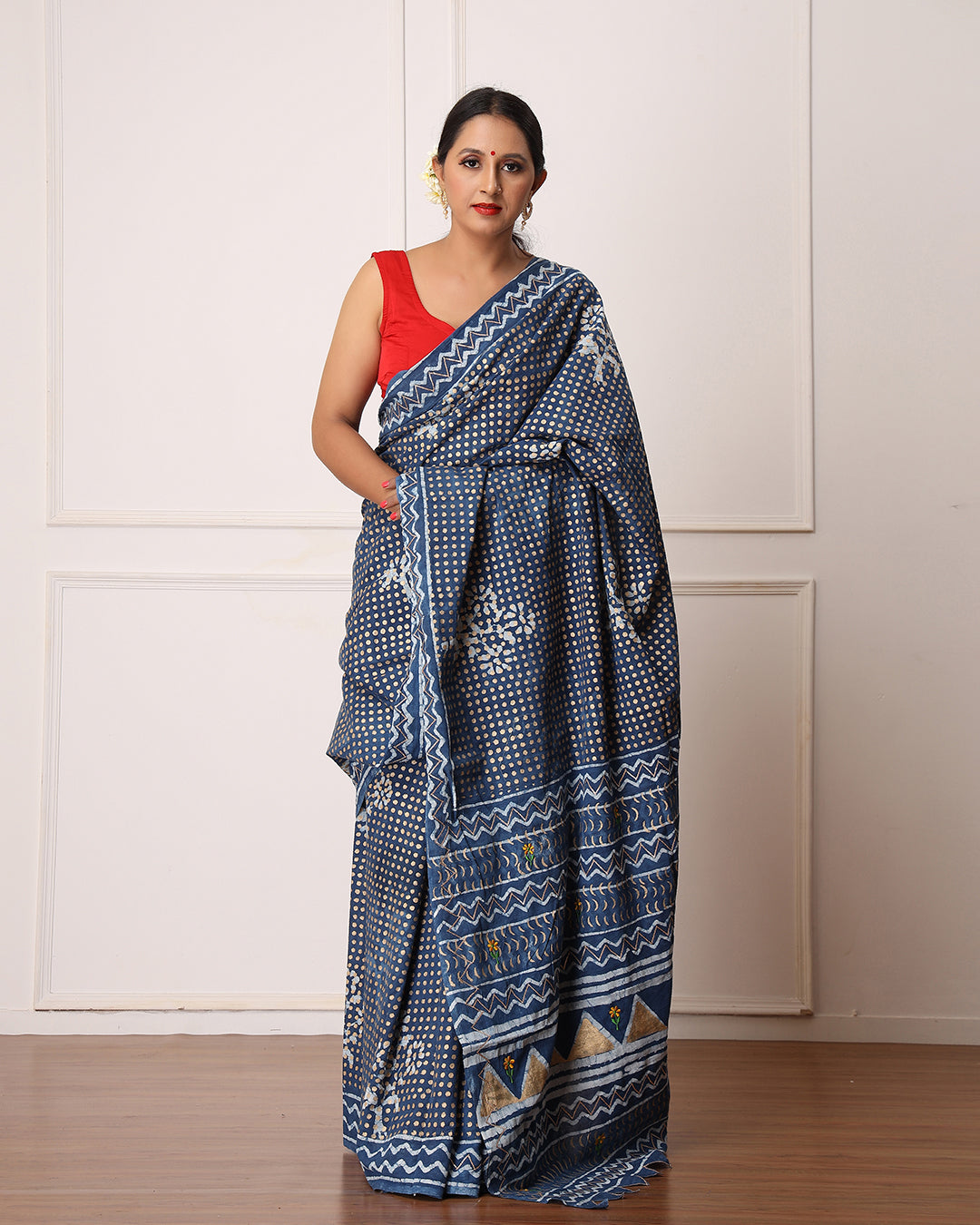 Polka Dots Dabu Print Indigo Saree