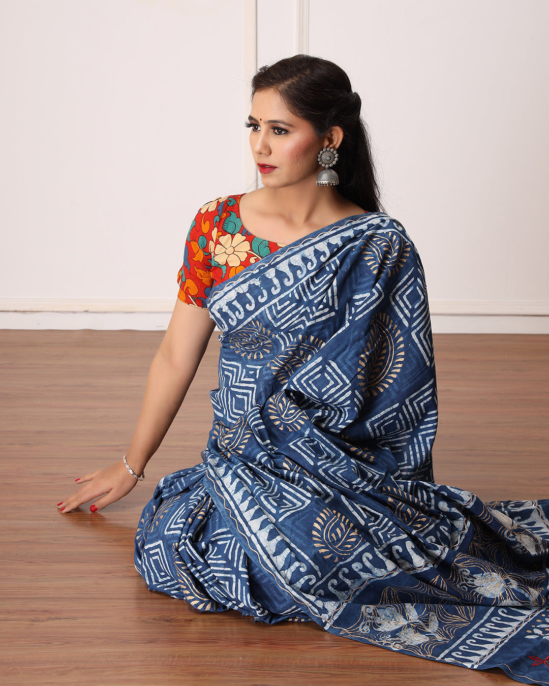 White and Indigo Abstract Dabu Print Cotton Saree