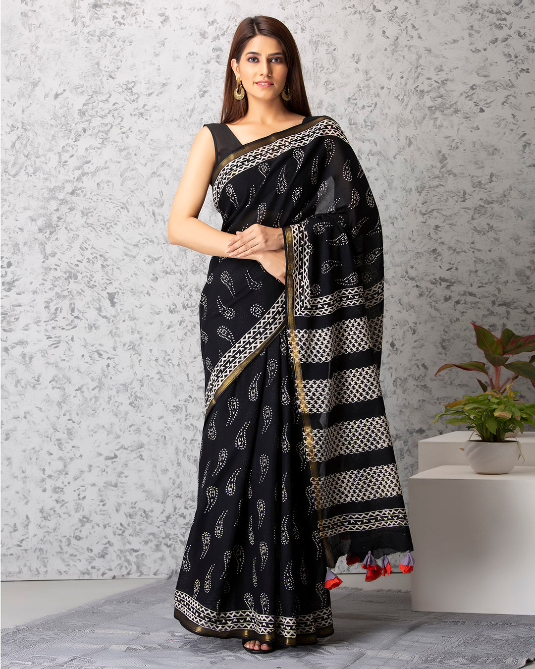 Paisley Motif Handblock Print Black Mulmul Saree