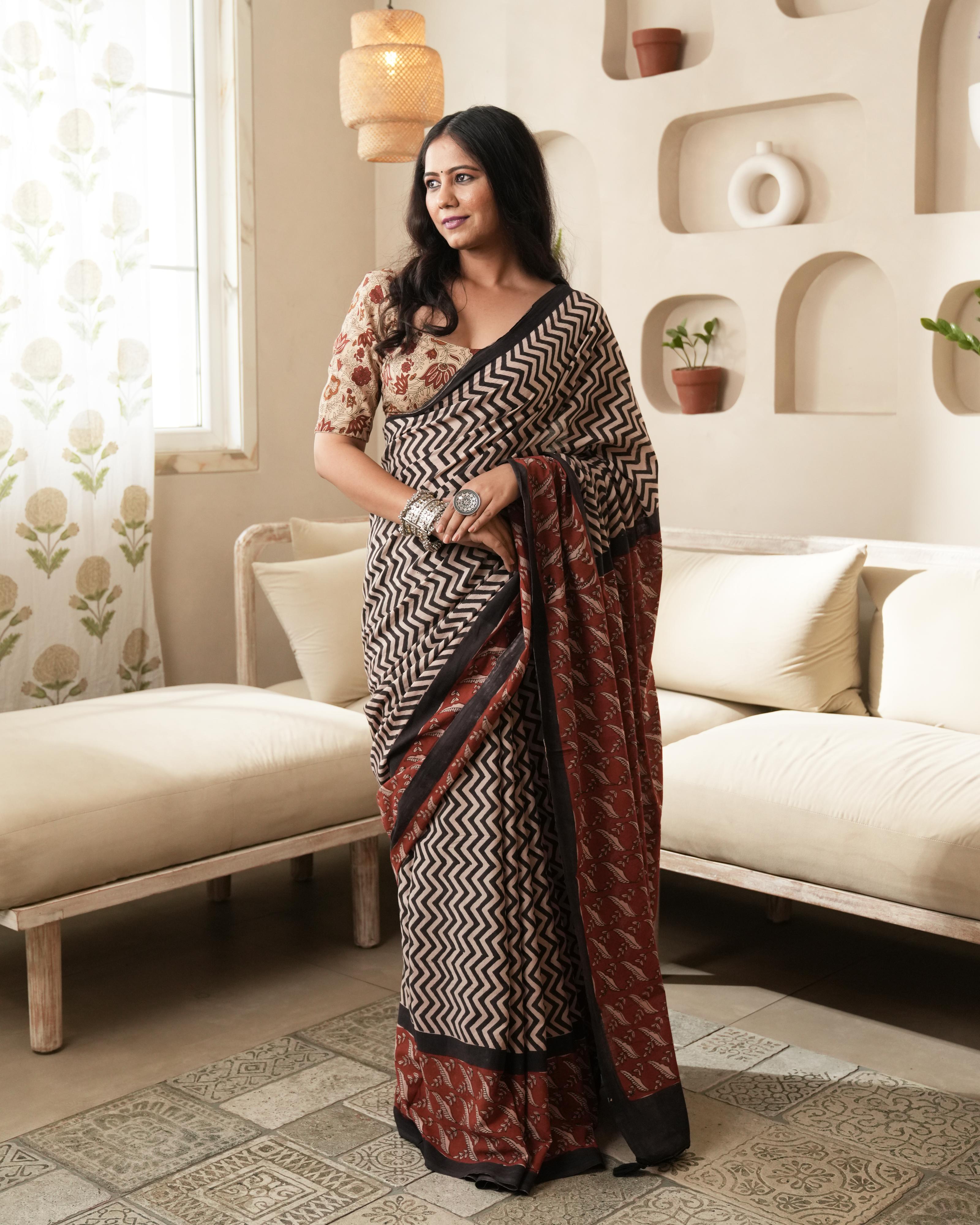 Black Zigzag Bagru Print Mulmul Saree