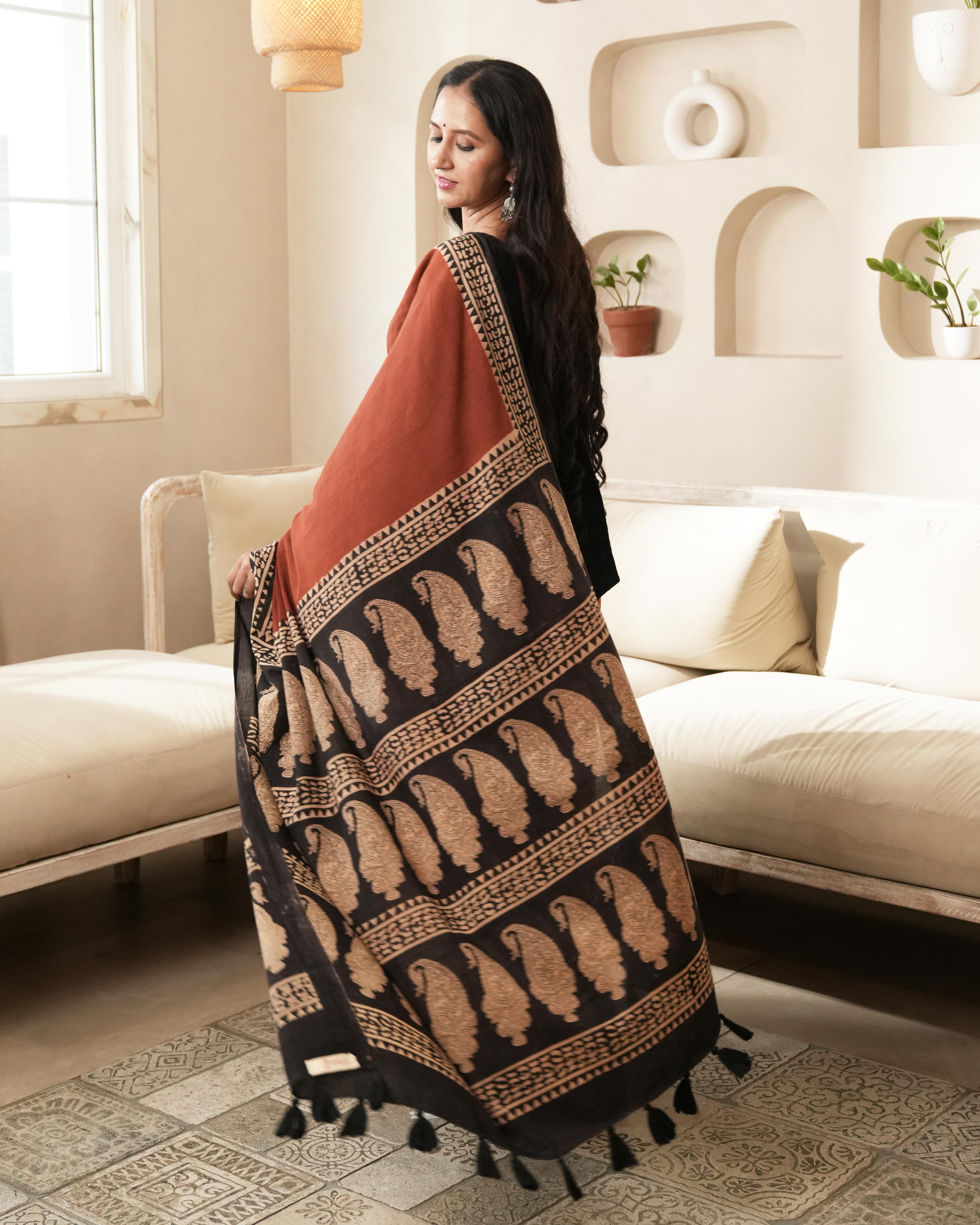 Red Paisley Border Bagru Print Mulmul Saree