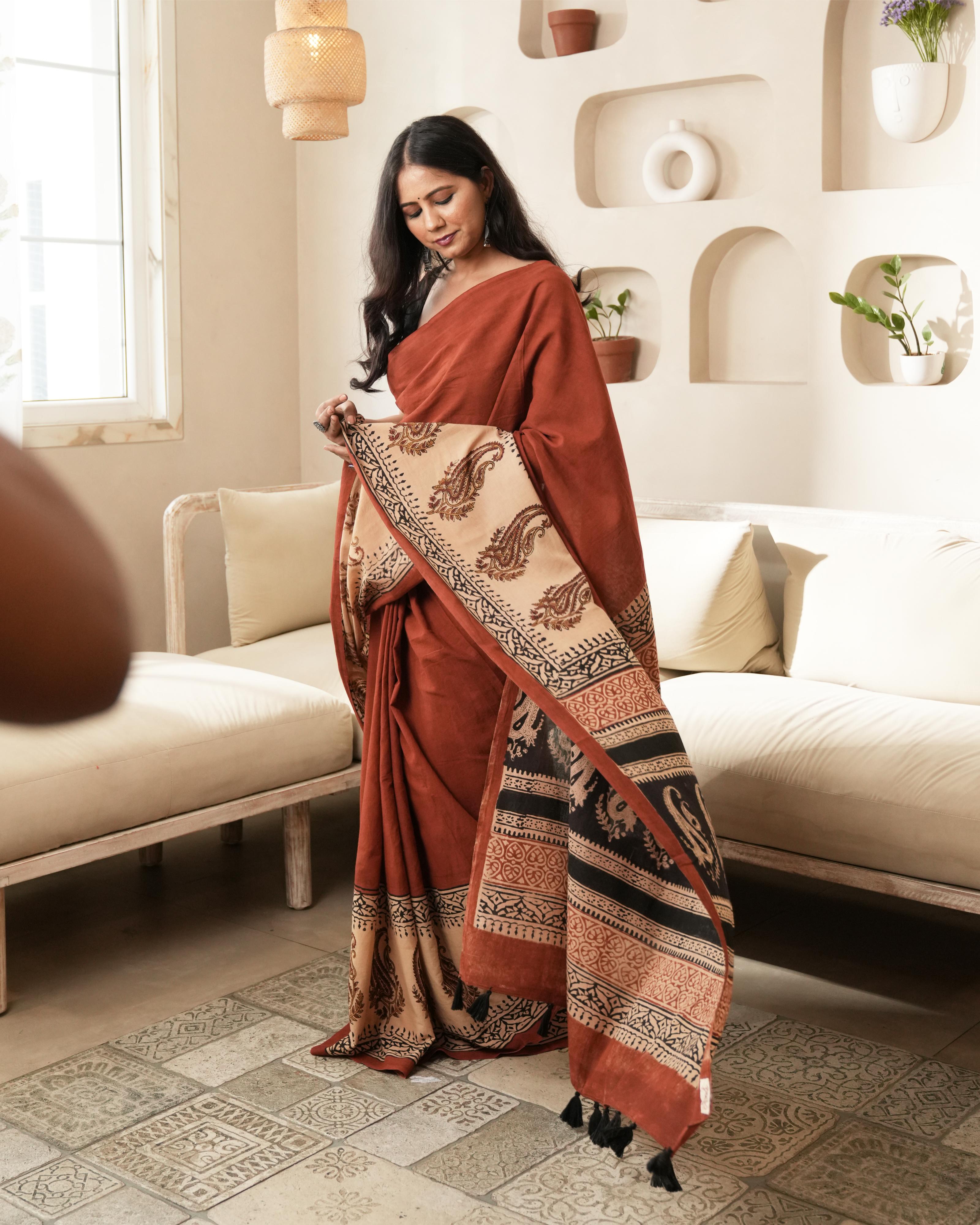 Red Bagru Paisley Print Mulmul Saree