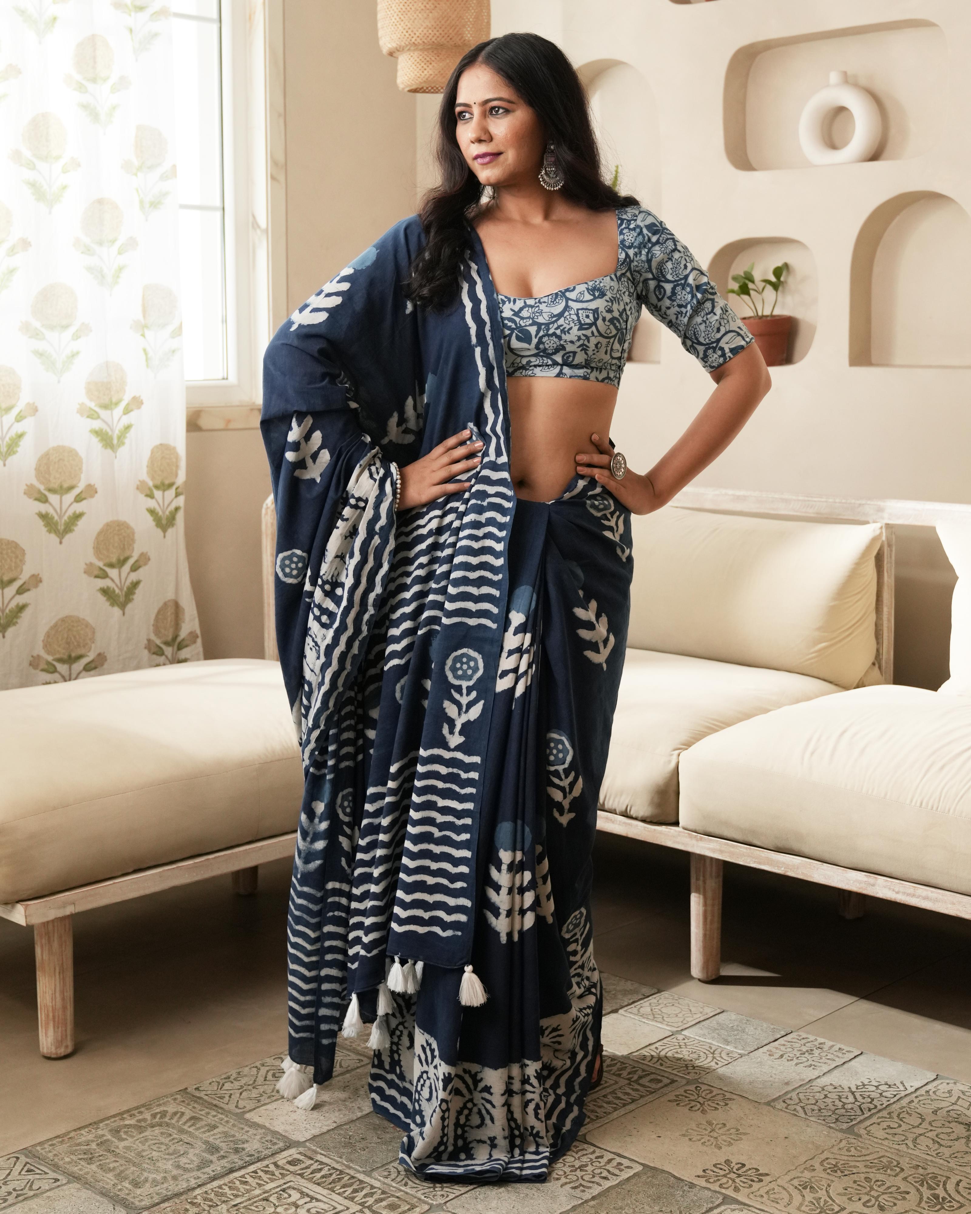 Indigo Parecha Border Dabu Print Mul Saree