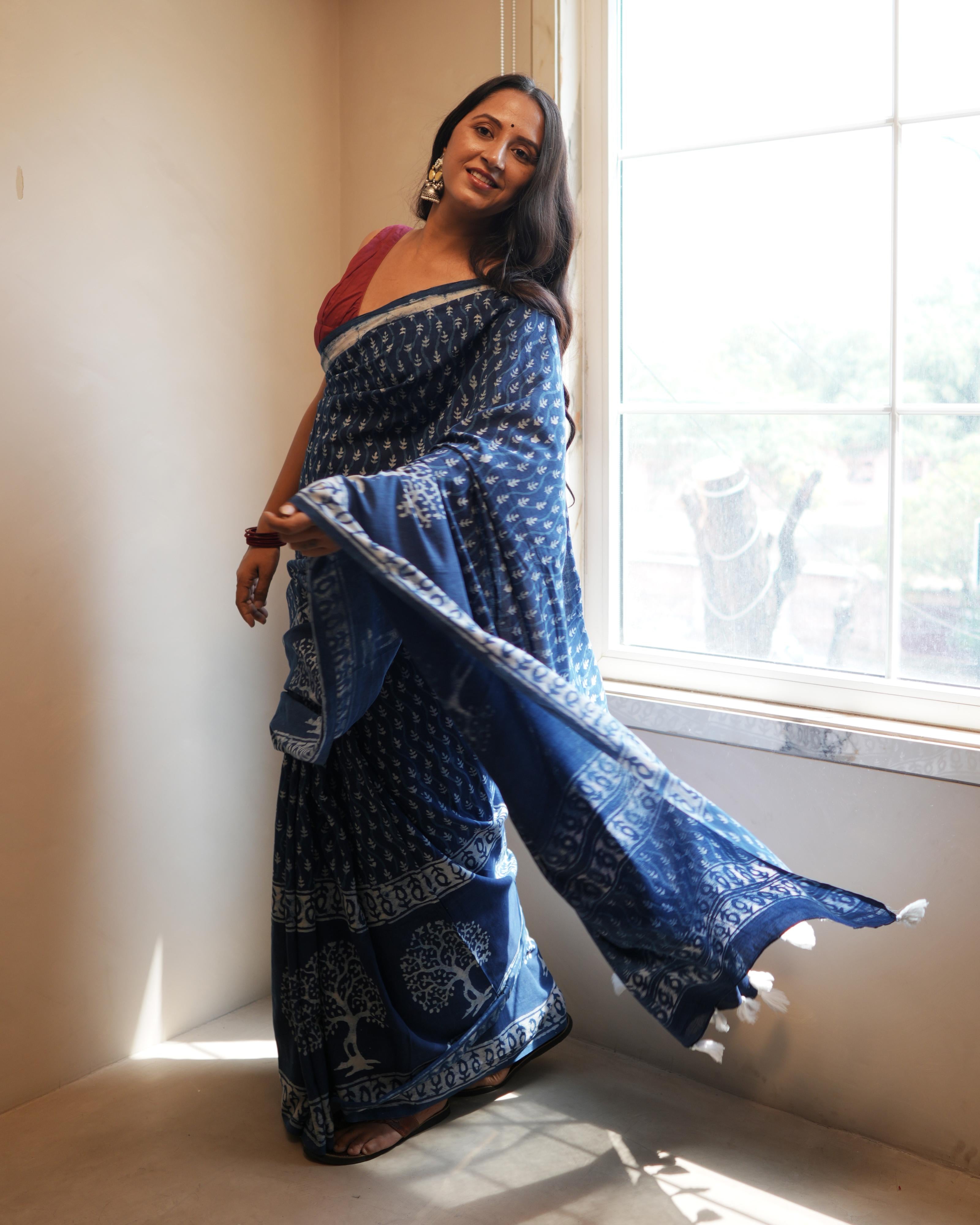 Indigo Butti Dabu Print Mul Saree with Tassels
