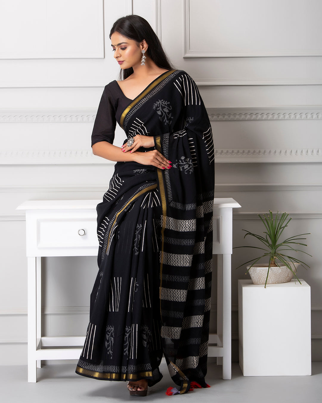 Zigzag Handblock Print Black Mulmul Saree