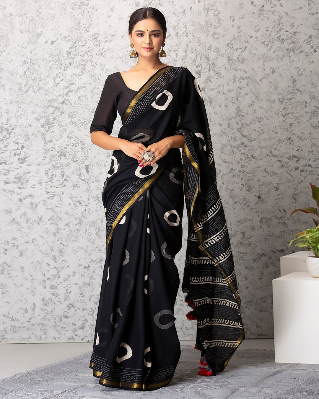 Circular Grey Handblock Black Mulmul Saree