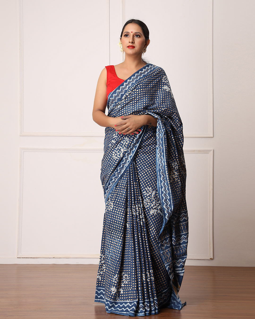 Polka Dots Dabu Print Indigo Saree