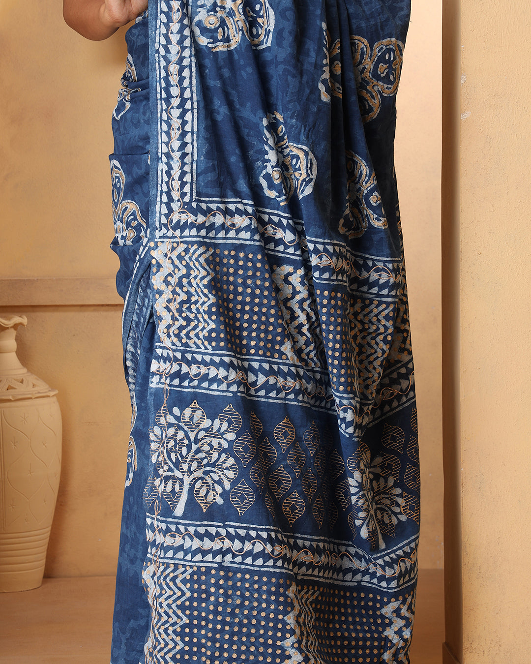 Indigo Abstract Dabu Print Cotton Saree